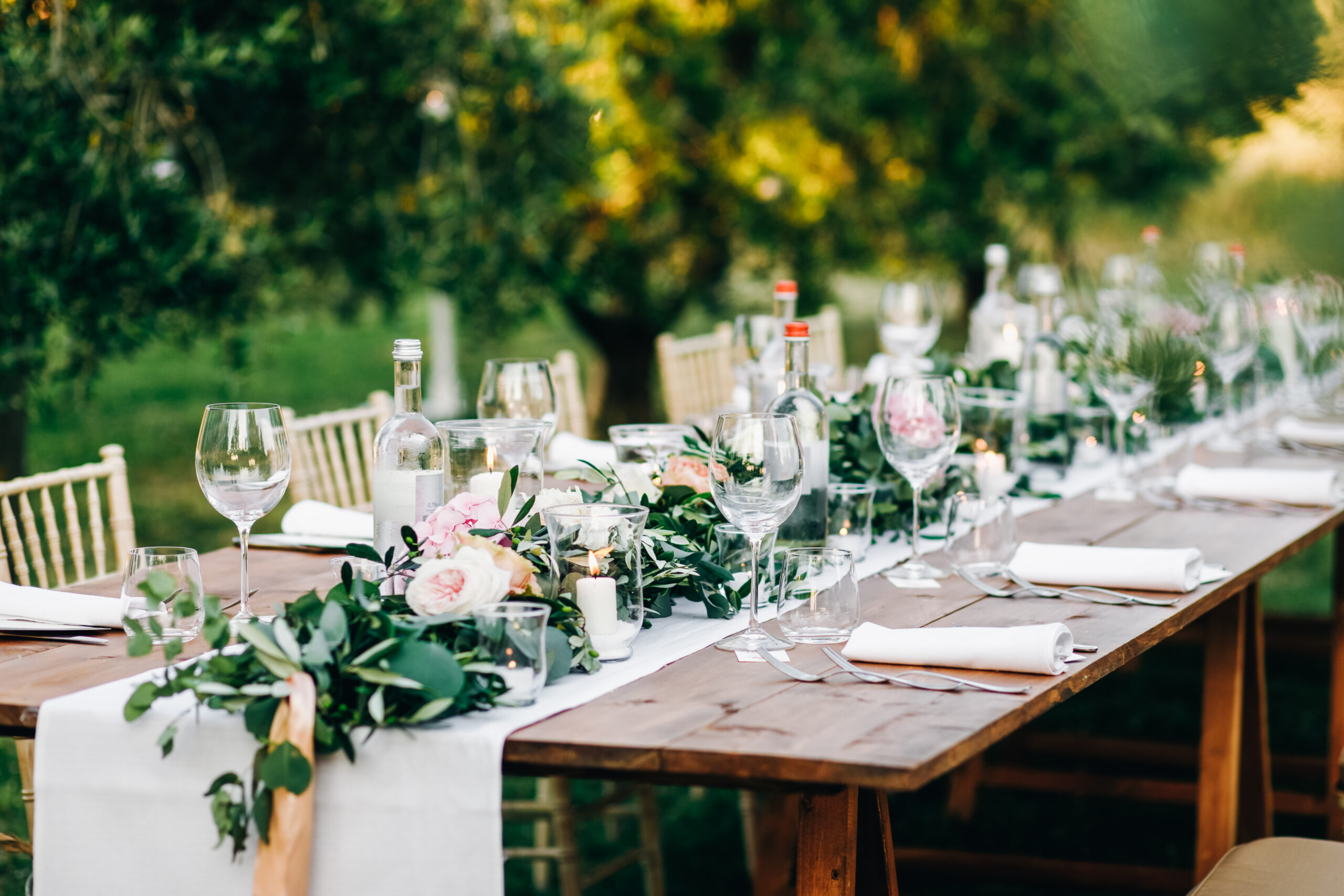 ¿BODA EN SALÓN O JARDÍN?