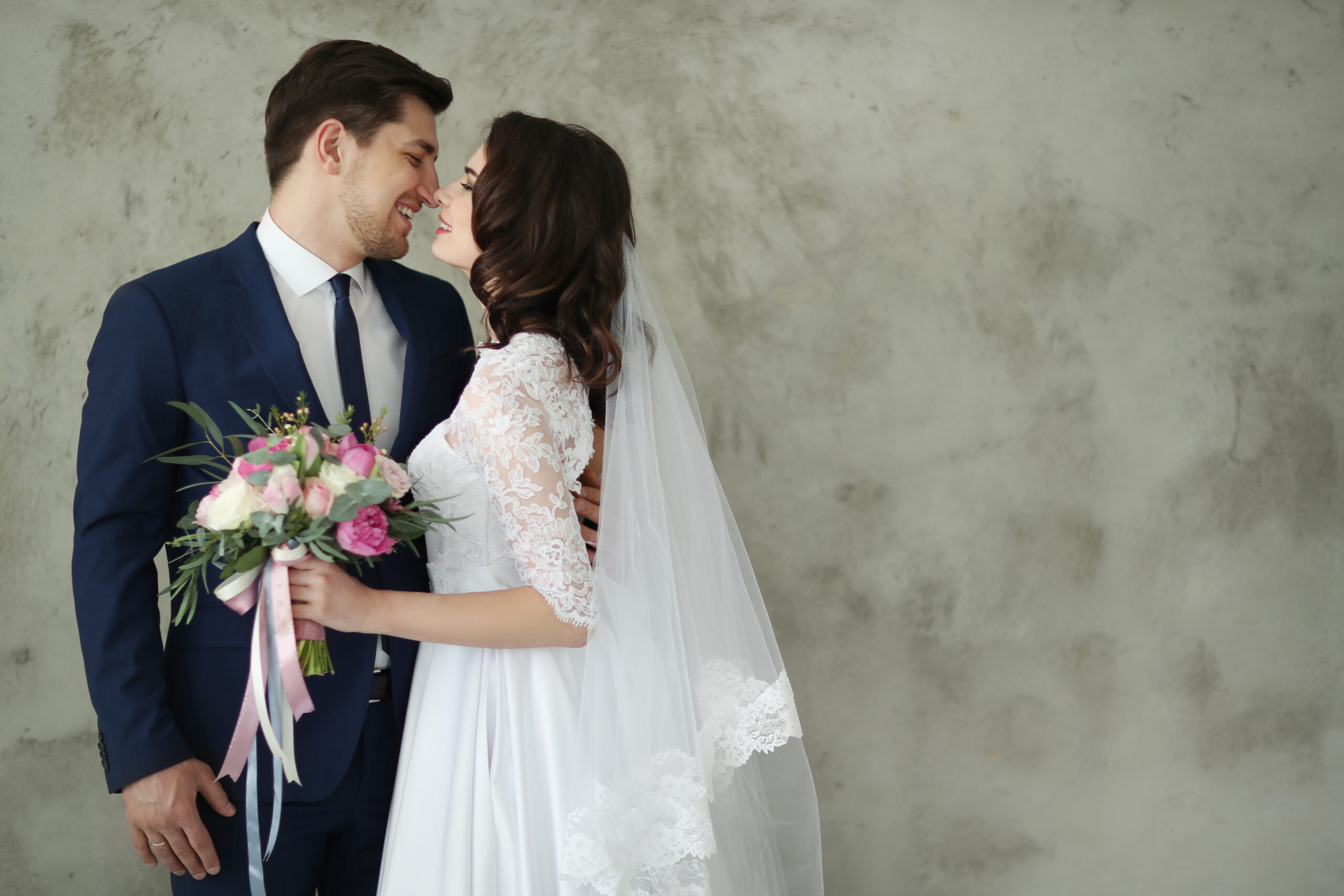 ¿CUÁNTO CUESTA UNA BODA?